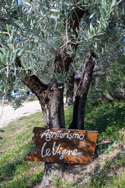 Agriturismo Le Vigne Фолиньо Экстерьер фото