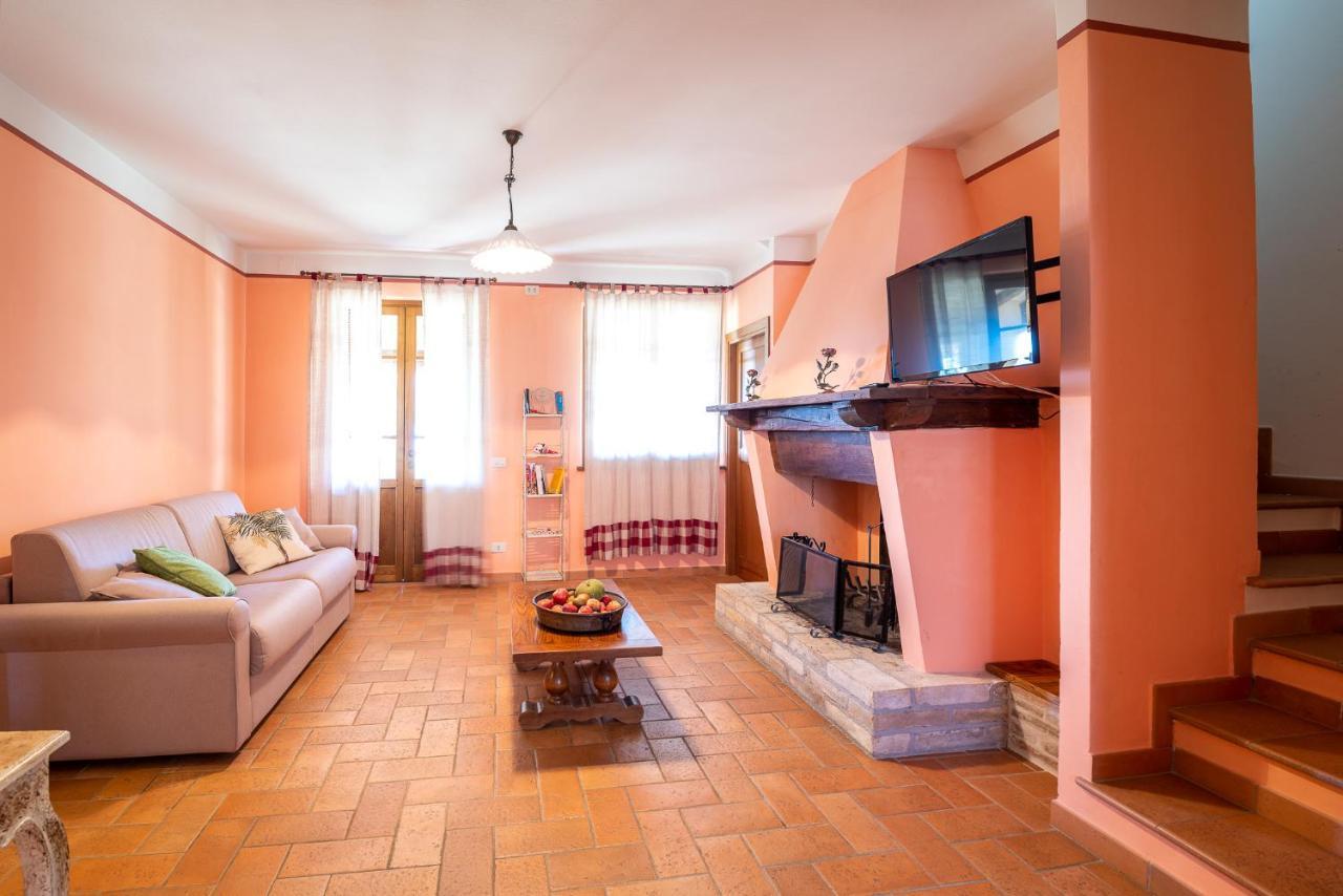 Agriturismo Le Vigne Фолиньо Экстерьер фото