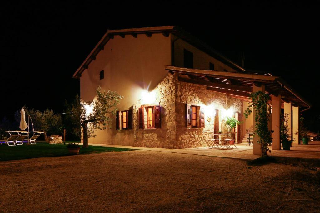 Agriturismo Le Vigne Фолиньо Экстерьер фото